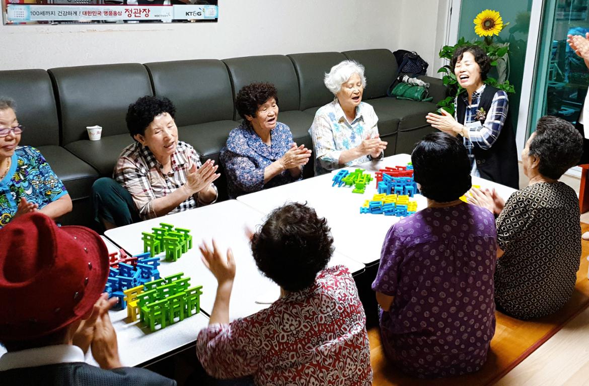 <50+실버케어 사회공헌단> ①노인교구팀을 만나다